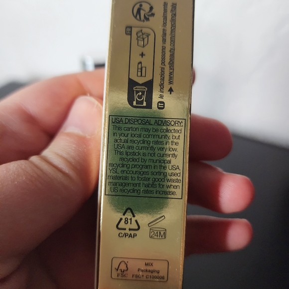 NEW YSL Yves Saint Laurent Candy Glaze Showcasing Nude Lip Gloss Number 15 - Picture 8 of 9